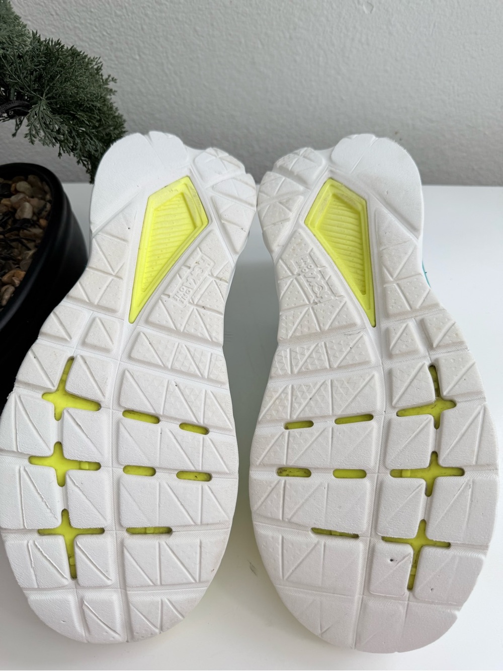Hoka Mach 5 women size 10.5 White Running Shoes with Teal and Lime Gradient - Picture 8 of 10